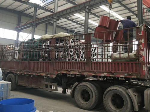 呼和浩特污水廠波紋補償器和地埋防護罩發貨現場